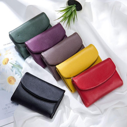 Καθολικό δερμάτινο πορτοφόλι – ελαφρύ και με πολλά διαμερίσματα